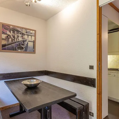 Apartment Valmorel, 2 Pieces Au Pied Des Pistes Avec Terrasse, Cuisine Equipee Et Animaux Admis - Fr-1-356-318
